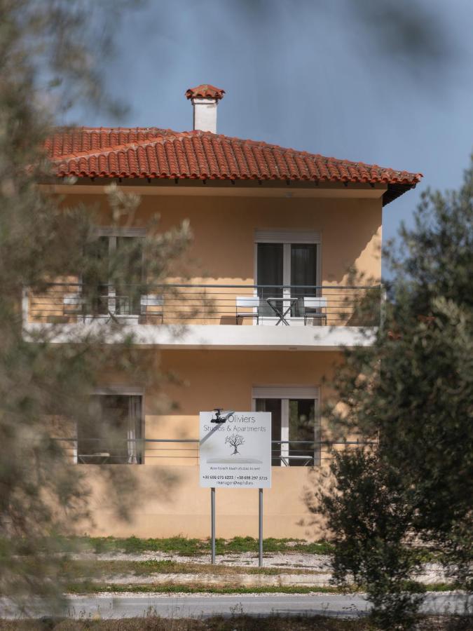 Les Oliviers - Studios & Apartments Vourvourou Exterior photo